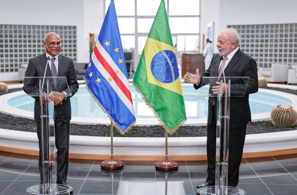 Fala polêmica do presidente Lula sobre escravidão gera críticas e constrangimento internacional