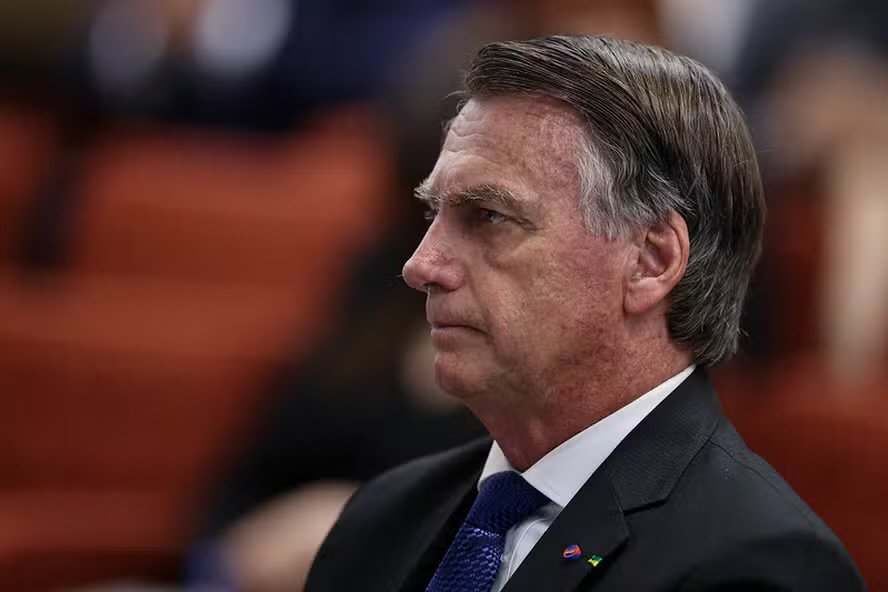 Bolsonaro veta negociação por redução de pena e insiste em anistia total